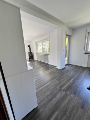 Helle 2 Zimmer Wohnung in Unterhausen - gerne an Pendler