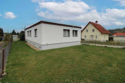 Bezugsfreier 5 Zimmer Bungalow mit Keller und Südwest Garten in Bautzen Cunewalde