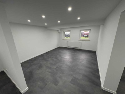 Neu sanierte 2-Zimmer-Wohnung in Feldrandlage