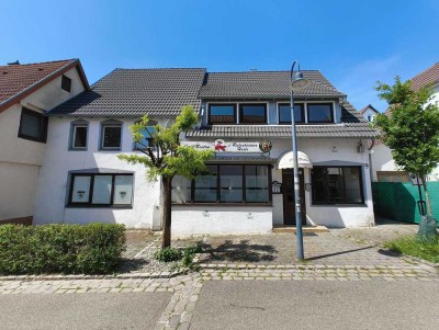 Attraktive Immobilie mit Wohneinheit und Gastrofläche unter einem Dach