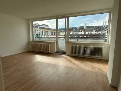 renovierte 2-Zimmerwohnung Innenstadt Wuppertal-Barmen mit 2 Balkone