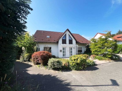 Schönes Zweifamilienhaus in ruhiger Lage in Paderborn-Wewer mit PV-Anlage & neuer Heizung
