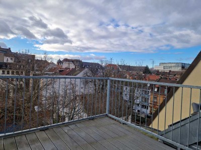 Geschmackvolle 4-Zimmer-Wohnung mit großer Dachterrasse Mannheim