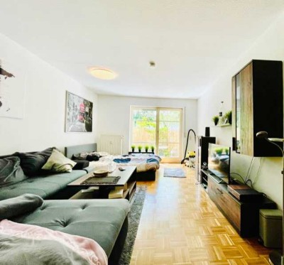 PORZ GEMÜTLICHES APARTMENT BALKON KOSTENFREI PANTRYKÜCHE 2.OG MIT AUFZUG TIEFGARAGE INKLUSIVE