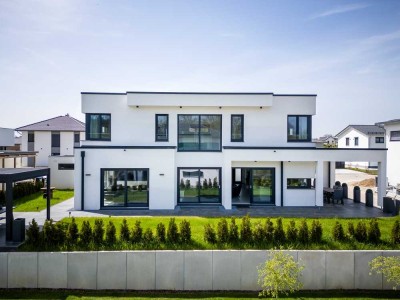 Exklusives Bauhaus-Einfamilienhaus mit luxuriöser Ausstattung