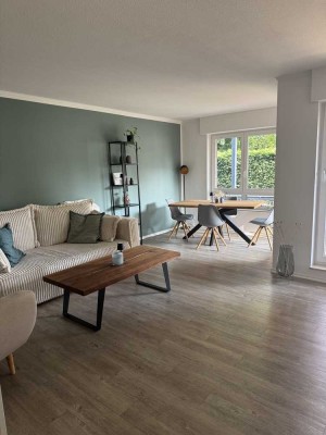 Barrierefreie 1,5-Zimmer Wohnung mit Garage, Garten und EBK in Langenfeld (Rheinland)