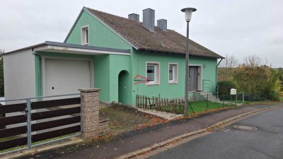 Gepflegtes Einfamilienhaus mit Einliegerwohnung in 97258 Ippesheim