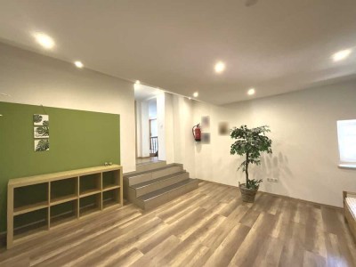 Hochwertig saniertes Bauernhaus mit 260 m² Wohnfläche – viel Platz für Tiere