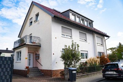 6% Rendite / Gepflegtes Mehrfamilienhaus mit Garten + Dachterrasse