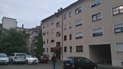 Stilvolle, gepflegte 2-Raum-Wohnung mit Einbauküche in Nürnberg St. Peter, BJ 1992