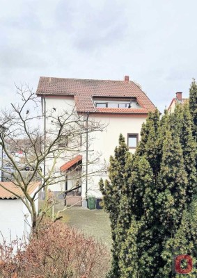 Wohnen & Vermieten - Großzügige 4-ZKB- DG-Maisonette mit 162m² plus 3-ZKB-Wohnung im 2 Fam.-Haus