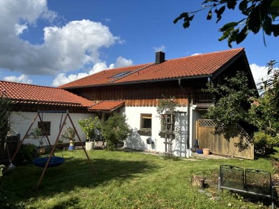 Aufgepasst: Wunderschönes, ruhig gelegenes Einfamilienhaus mit großen Garten und tollen Blick