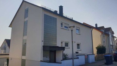 Ruhige 3,5-Raum-Wohnung mit EBK und Balkon in Heilbronn-Neckargartach, 700 € kalt