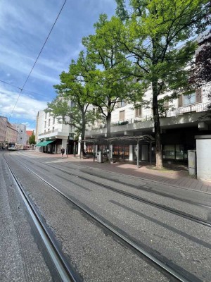 Schnucklige 3 ZKB Dachgeschosswohnung mit kleinen Terrassen und einer Garage Nähe DOM (VERMIETET)