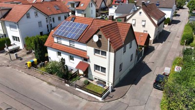 RESERVIERT - Doppelhaushälfte mit niedrigen Energiekosten und viel Potenzial!