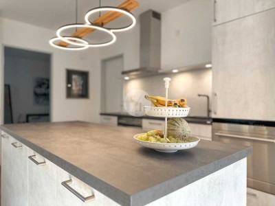 Moderne 2 Zimmer Terrassenwohnung in ruhiger Lage in Gottenheim - 3 Gehminuten zum Bahnhof