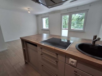 4-Zimmer-Wohnung mit EBK und Balkon in Erkner