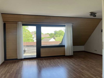 Zweizimmerwohnung | Köln - Holweide | Hofrichter Straße | Dachgeschoss
