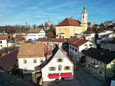 AUSBAUPOTENTIAL  EIGENNUTZUNG - SOFORT MIETEINNAHMEN - LIEBHABEROBJEKT IM ZENTRUM