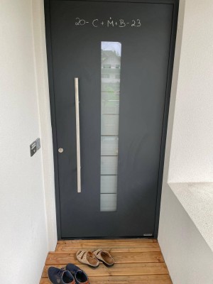 Moderne 3-Zimmer Wohnung mit Terrasse