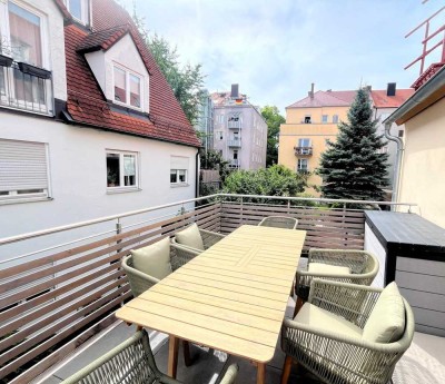 3 ZKB Townhouse-Wohnung mit Dachterrasse und historischer Kassettendecke