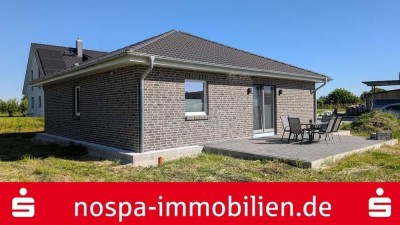 Moderner neuwertiger Bungalow in naturnaher Lage!