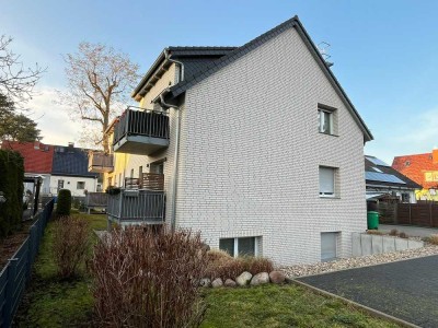 Altersgerechte, komplett sanierte 2- Zimmerwohnung im Grünen