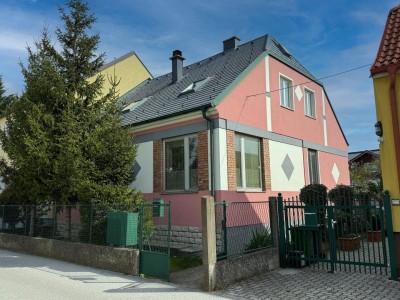 Großzügiges 175m² Wohnhaus in ruhiger Lage
