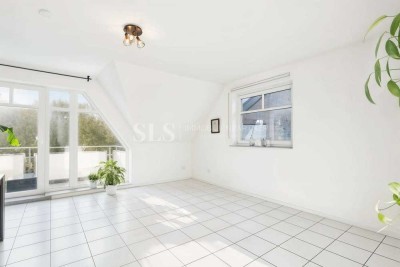 Maisonette über zwei Ebenen mit Balkon, Stellplatz, eigenem Eingang und ausgewogenem Grundriss