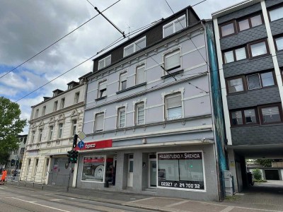 Helle 2-Zimmer-Wohnung mit Balkon und Stellplatz in zentraler Lage in Bochum-Wattenscheid
