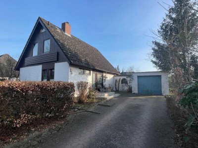 *** Einfamilienhaus mit Vollkeller und großem Garten in ruhiger Lage ****