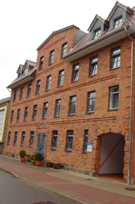 Ab 60 Jahre: Geräumige 2-Zimmer Wohnung