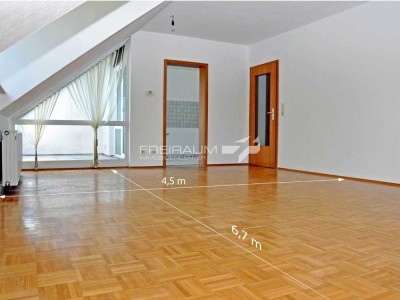 FREIRAUM4  +++ Gemütliche Eigentumswohnung mit Loggia und Stellplatz, in Waldrandnähe