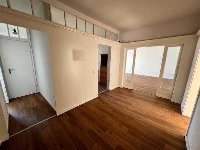 +++ Geschmackvolle 3 Zimmer Wohnung mit Einbauküche am Jungfernweg +++