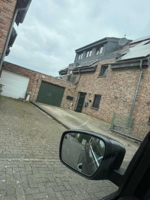 freundliche 3 Zimmer Wohnung in gehobener Wohnlage mit Einbauküche in Immendorf