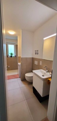 Geschmackvolle 2-Raum-Wohnung mit geh. Innenausstattung