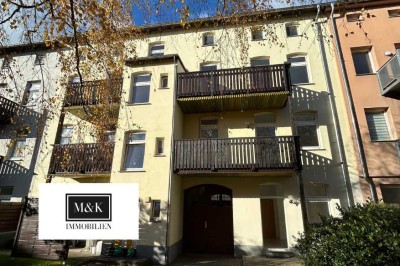 Frisch saniert, großer Balkon und tolle Lage