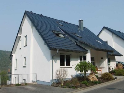 3,5-Zimmer-DG-Wohnung mit Balkon und Rheinblick in Boppard