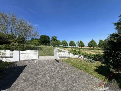 Herein, herein! Mein neues Eigenheim! Panoramablick und Ruhelage auf 1000 m²