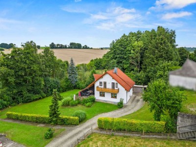 Wohnen im Grünen! Einfamilienhaus mit sagenhaftem Grundstück