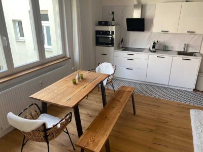 Freundliche 1,5-Zimmer-Wohnung mit gehobener Innenausstattung in Erlangen