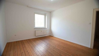 Schöne, zentrale 3-Zimmer Altbau-Wohnung, frisch renoviert in Buer