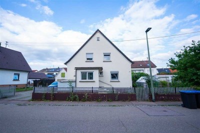 Charmantes Einfamilienhaus mit großem Garten in Vöhringen
