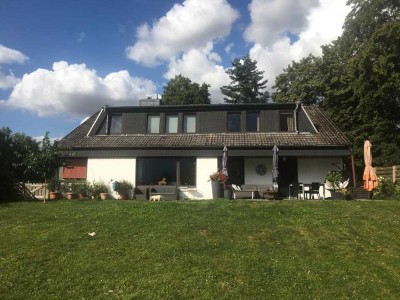 Hochwertiges Einfamilienhaus  (255m²) in der Elbmarsch - Alleinlage mit angrenzendem Reiterhof
