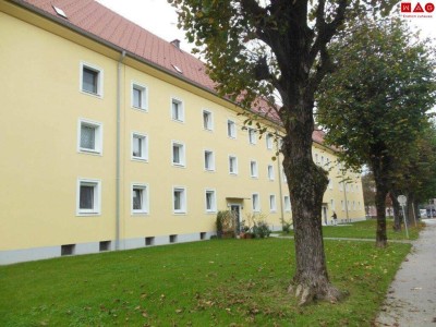 Kinderfreundliches Wohnen am grünen Stadtrand mit bester Infrastruktur! Gepflegte 4-Zimmer-Wohnung im ruhigen Siedlungsgebiet - verfügbar bereits ab 15.03.2025!