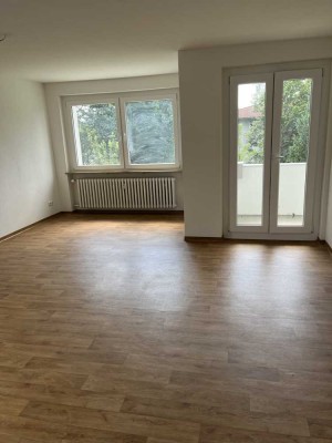 Schöne 4-Zimmer Wohnung auf dem Kreuzberg