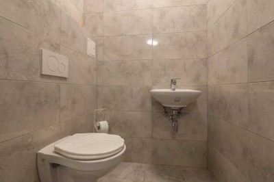 Exklusive, vollständig renovierte 1,5-Raum-Wohnung mit Einbauküche in Obersontheim
