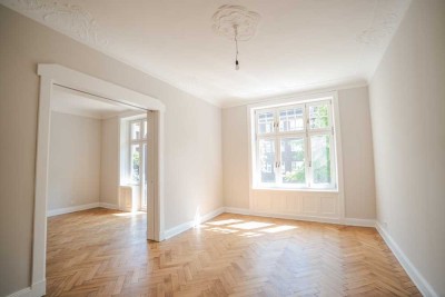 6,5-Zimmer Eigentumswohnung - Altbauklassik vereint mit zeitgemäßer Ausstattung - COURTAGEFREI