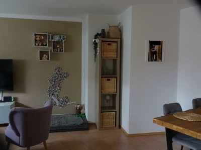 Ansprechende und gepflegte 2-Zimmer-Maisonette-Wohnung mit EBK in Eurasburg