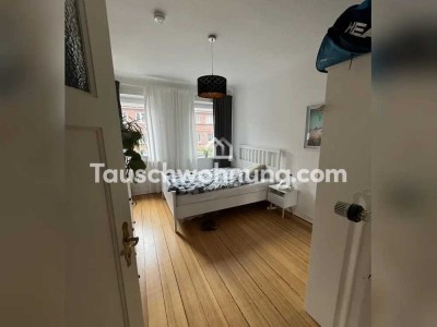 Tauschwohnung: Lichtdurchflutete 2-Zimmer-Altbauwohnung gegen größere Whg.
